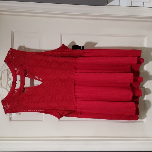 Torrid Red Choker Lace Babydoll Shirt - Picture 3 of 10